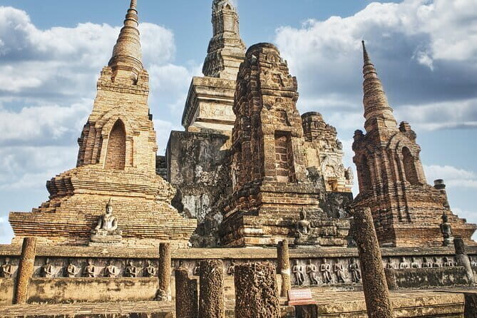 Glittering Ayutthaya Tour to Famous Sights, Market & Sunset Boat - Getting to Ayutthaya from Bangkok, without the stress spiral